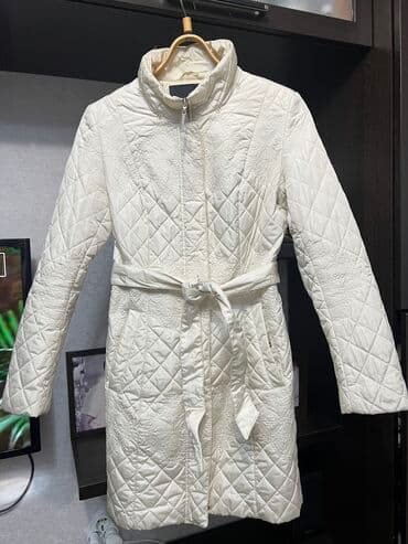 дордой женские куртки: 1 куртка зимняя светло серая 2500 сом состояние новой . Размер L -48 — 4