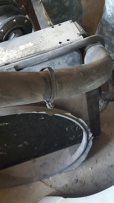 iveco: Iveco EuroCargo 75-Е 18 75Е 17 2006 год радиатор — 2