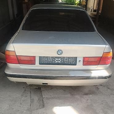что за номер 7899: BMW 7 series: 1989 г., Седан — 1