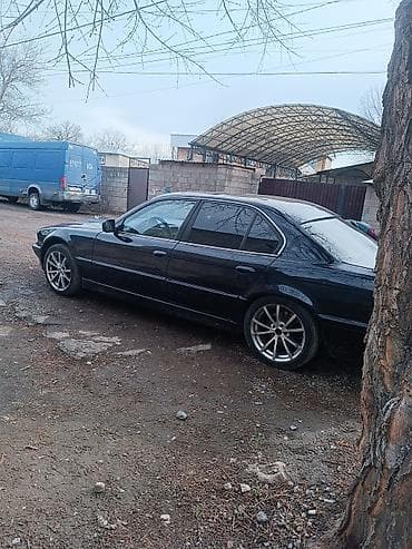 x 5: BMW 740: 1995 г., 4.4 л, Автомат, Бензин, Седан — 5