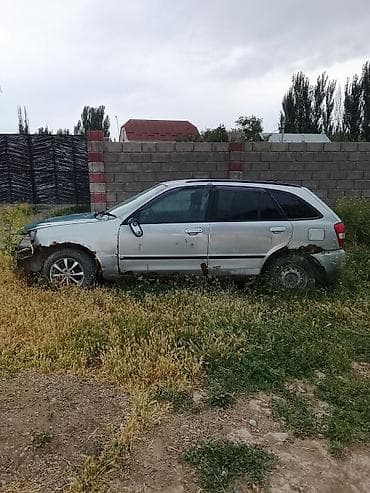 b v d: Mazda 323: 2000 г., 1.6 л, Бензин, Хэтчбэк — 6