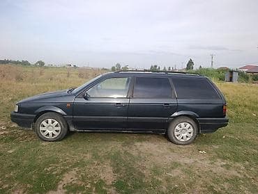 Volkswagen Passat Variant: 1993 г., Механика, Бензин, Универсал