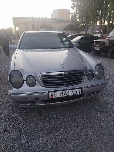 Mercedes-Benz E-Class: 2000 г., 2.7 л, Механика, Дизель, Седан — 4