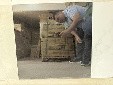 Назначение: Для стен, цвет - Черный, Глянцевое покрытие, 60x60 см