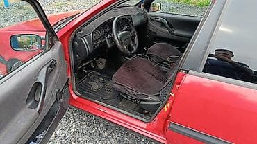 mini v: Volkswagen Passat: 1994 г., Универсал — 10