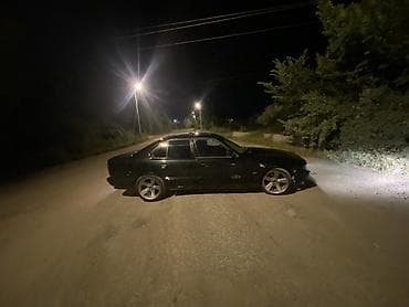кресло для руля logitech g29: BMW 5 series: 1990 г., 2 л, Механика, Бензин, Седан — 5