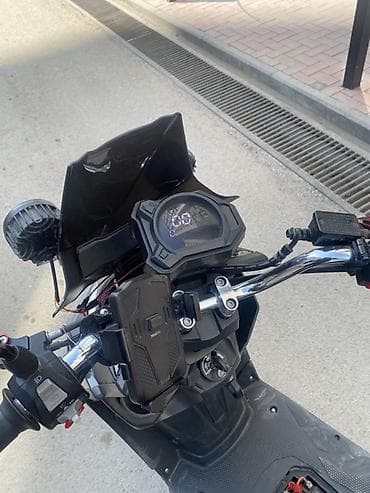 гурзавой гигант: Макси-скутер 150 куб. см, Бензин, Б/у — 5