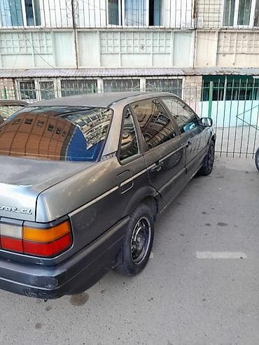 bmw m3 2019: Volkswagen Passat: 1988 г., Седан — 4