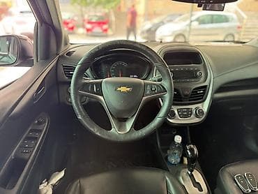daewoo nubira: Chevrolet Spark: 2017 г., Автомат, Бензин, Хэтчбэк — 1