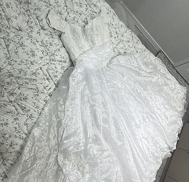 осенний бал платье: Свадебное платье Было в аренде 4 раза Элегантное свадебное — 3