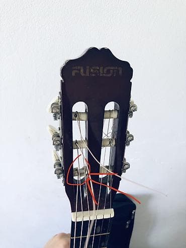 amber elixir night: Классическая электроакустическая гитара 4/4 с чехлом. - Формат — 7