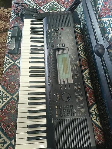 гитара кылы: Синтезатор Yamaha PSR-630 с принадлежностями. - Клавиатура: 61 — 3