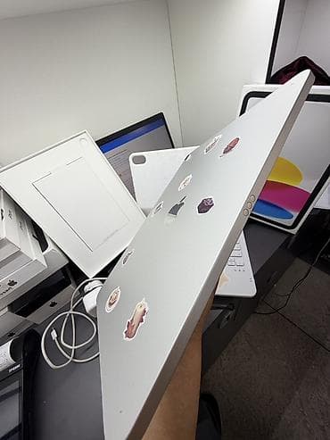 ipod pro: Планшет, Apple, память 128 ГБ, 10" - 11", Wi-Fi, Б/у, Классический цвет - Серебристый — 8
