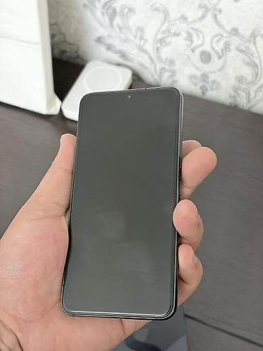 xbox games: Samsung Galaxy S22, Б/у, 256 ГБ, цвет - Черный, 2 SIM — 4