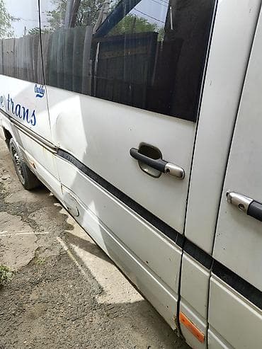 наушники apple airpods 1: Mercedes-Benz Sprinter — пассажирский микроавтобус. Основные — 5