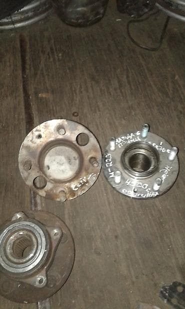 продаю примоток: Ступицы на мазда-323, примеси, кседокс — 1