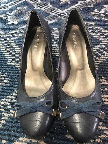 Продаются туфли 37 размера в хорошем состоянии! at lalafo.kg Продаются туфли 37 размера в хорошем состоянии!