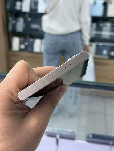 galaxy a70: Samsung Galaxy S24 Ultra, 256 ГБ, цвет - Бежевый — 4