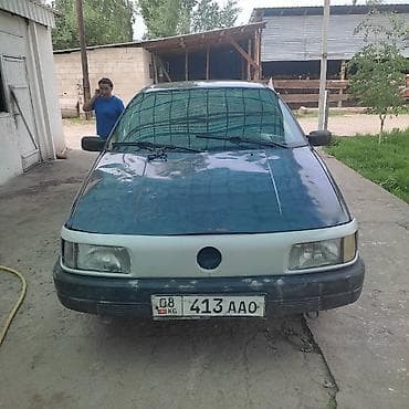 Volkswagen Passat: 1991 г., 1.8 л, Механика, Бензин, Седан — 2
