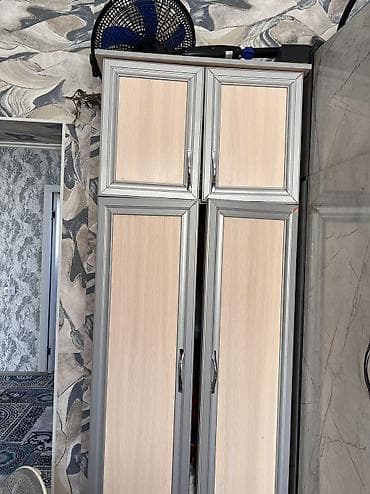 Книжные шкафы: Стенка баары таза сынык жок 
9500 — 2