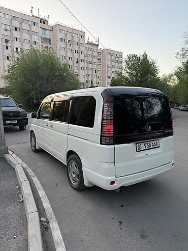 бизнем: Honda Stepwgn: 2004 г., Автомат, Газ, Минивэн — 6