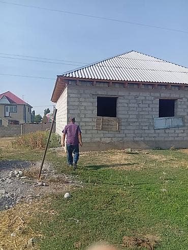 деревяные домики: Продается недостроенный одноэтажный дом с двускатной крышей из — 1