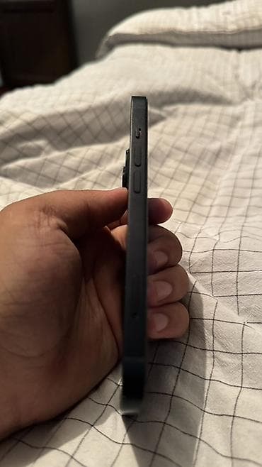 iphone 3: IPhone 14, 128 ГБ, цвет Midnight (чёрный). Ключевые характеристики: - — 4