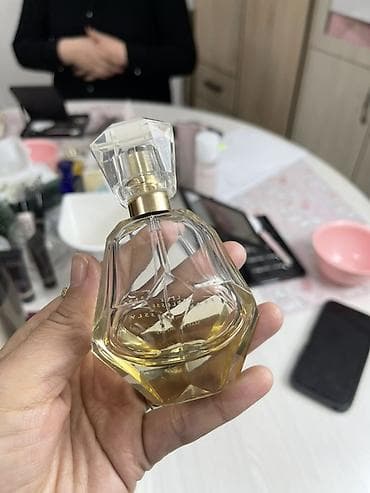 Мужская обувь: Парфюмерия Mary Kay — женские ароматы - Belara (синий флакон): аромат — 3