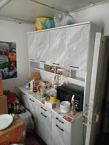 Кухонный гарнитур с фасадами под светлый мрамор - Комплектация