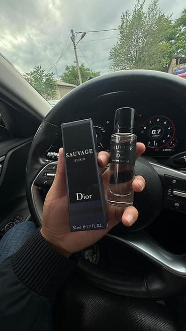 духи мужское: Парфюмерия, флаконы по 50 мл (1.7 FL.OZ), форматы Eau de — 2