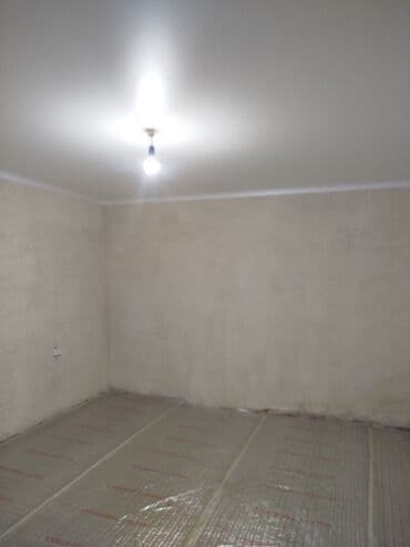 дом с действующим бизнесом: Сдаётся времянка 2-х комнатная,в городе Кант Описание: - Отдельная — 7