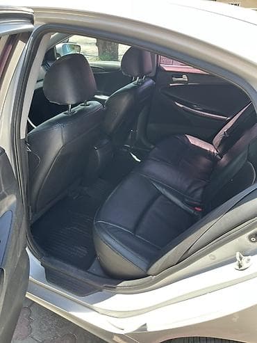 rf 2: Hyundai Sonata: 2010 г., 2 л, Автомат, Газ, Седан — 7