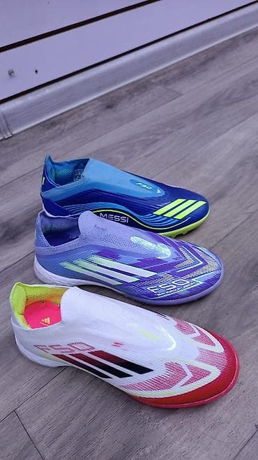 подросковая обувь: Футбольные бутсы/сороконожки без шнурков Messi F50. размер 35-40 - — 2