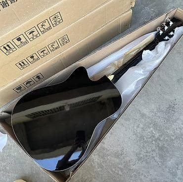 Музыкалык аспаптар: Акустическая гитара с вырезом (cutaway), черный глянцевый корпус — 3