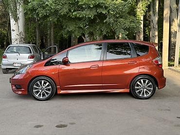 type r: Honda Fit: 2012 г., 1.5 л, Автомат, Бензин, Хэтчбэк — 4