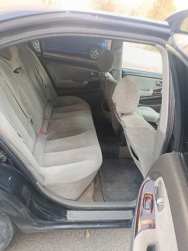 subaru aut: Nissan Cefiro: 1999 г., Седан — 3