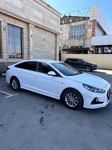 hyundai 55: Hyundai Sonata: 2019 г., 2 л, Автомат, Бензин, Седан — 4