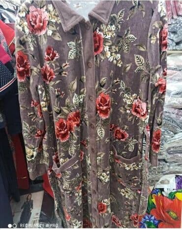 женские махровые халаты больших размеров: Велюровые халаты на пуговицах и на замке. Производство Турция — 5