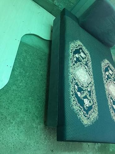 раскладные диваны: Прямой диван, Б/у — 3