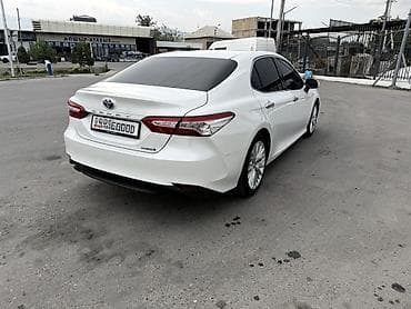 усилитель 5 1: Toyota Camry: 2018 г., 2.5 л, Автомат, Гибрид, Седан — 3