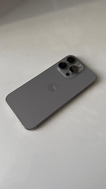 mi 13 pro: IPhone 15 Pro, Space Gray, 81 % — 1