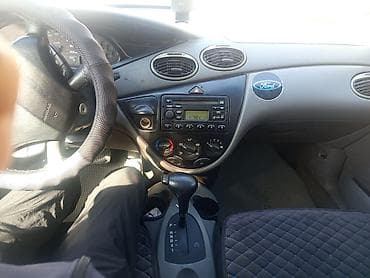 кузов мерс: Ford Focus: 2002 г., 2 л, Автомат, Бензин, Универсал — 3