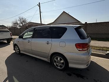 Toyota: Toyota Ipsum: 2002 г., 2.4 л, Автомат, Бензин, Минивэн — 5