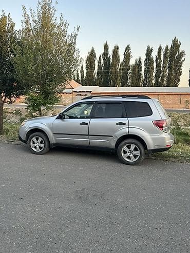 Subaru Forester: 2010 г., 2.5 л, Автомат, Бензин, Кроссовер lalafo.kg да Subaru Forester: 2010 г., 2.5 л, Автомат, Бензин, Кроссовер