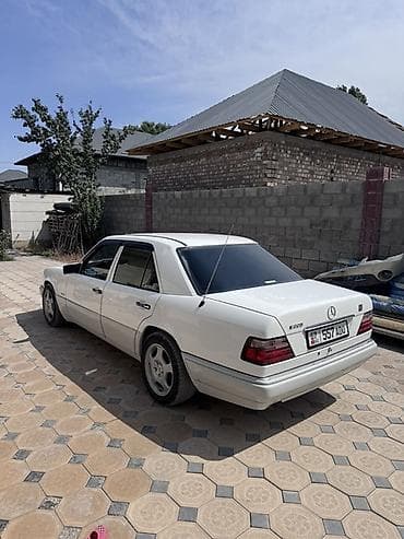 lexus e350: Mercedes-Benz W124: 1994 г., Автомат, Газ, Седан — 2