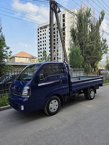 бампер пассат б3: Kia BONGO: 2020 г., 2.4 л, Механика, Газ — 2
