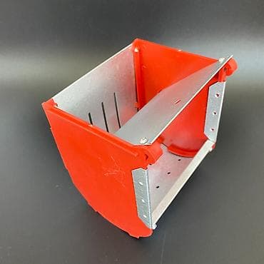 ящик пластик: Кормушка для кролика в клетку . Кормушка бункерная для кроликов, без — 5