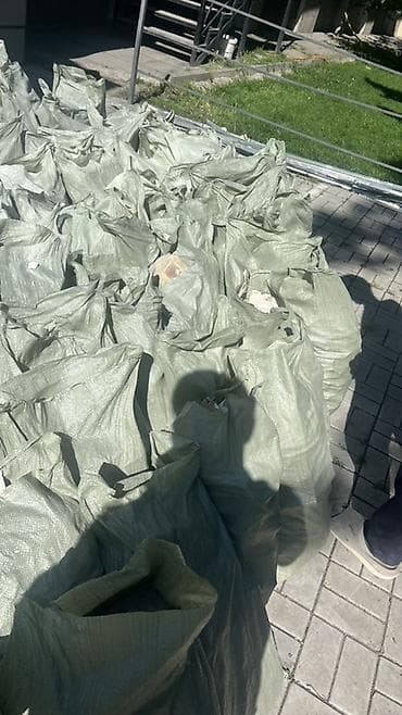 Ассаламу Алейкум 500 кирпич бар кимге керек болсо келип алып кеткиле at lalafo.kg Ассаламу Алейкум 500 кирпич бар кимге керек болсо келип алып кеткиле