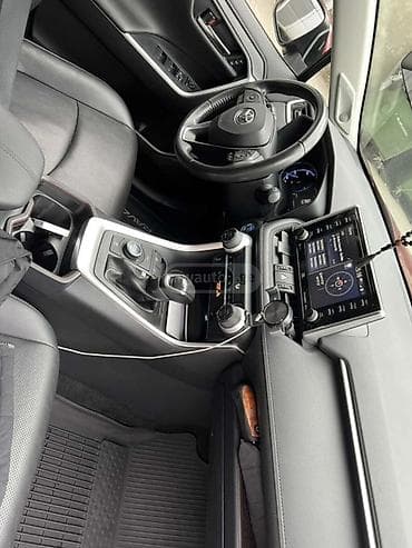 нова 2: Toyota RAV4: 2020 г., 2.5 л, Автомат, Гибрид, Кроссовер — 6