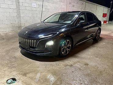 JMEV Седан класса C с выразительным дизайном и LED-оптикой. Основные